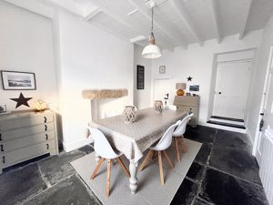 Photo 7- click for photo gallery